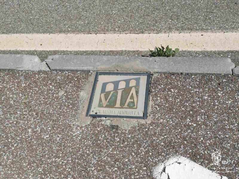 {f:if(condition: notitle, then: '', else: (file.title ?: ''))} {f:if(condition: altText, then: altText, else: (file.alternative ?: (file.title ?: file.name)))}